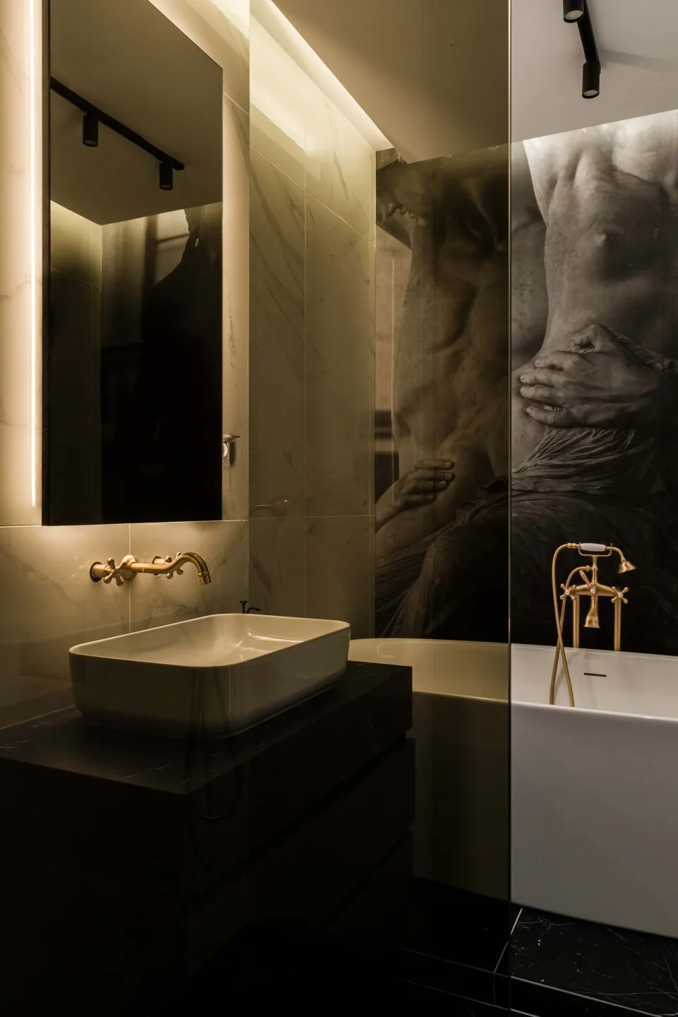 AC Penthouse — mobilier la comandă, fotografie 24 din 26