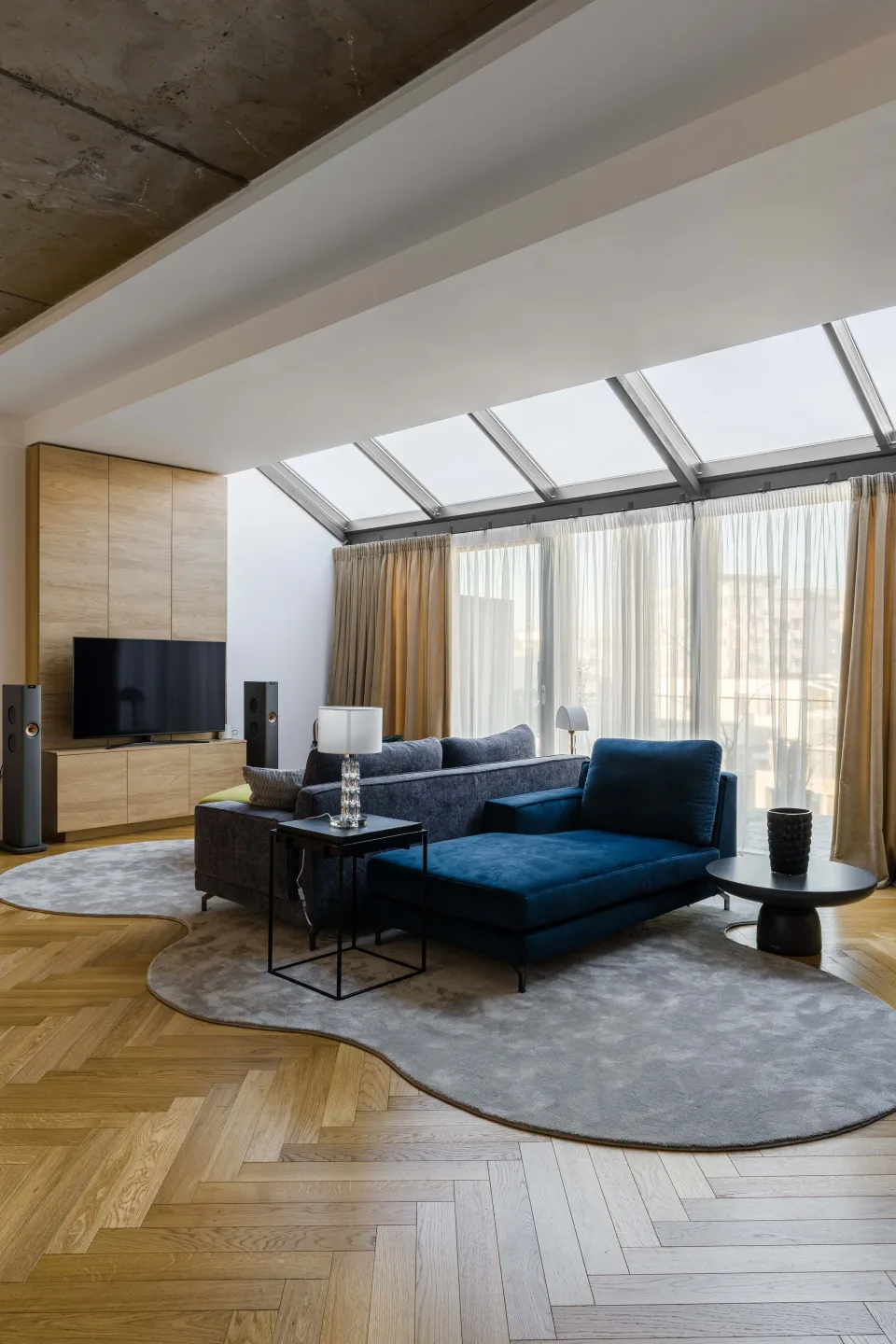 AC Penthouse — mobilier la comandă, fotografie 5 din 26