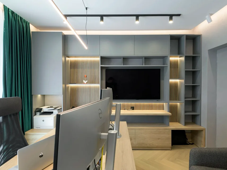 AM Villa — mobilier la comandă, fotografie 14 din 37