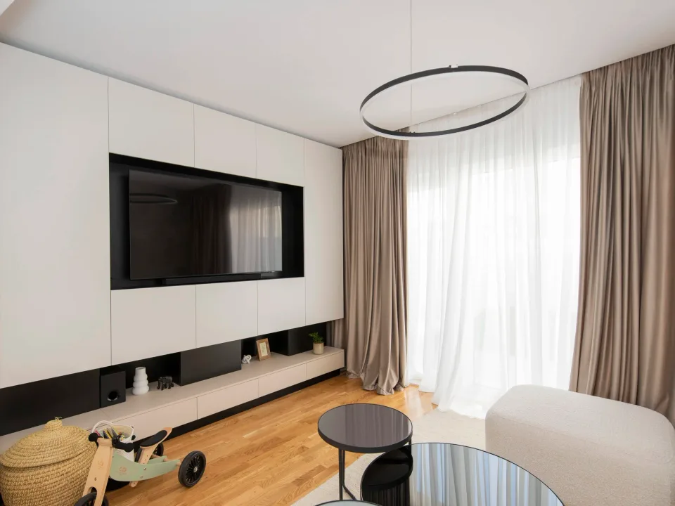 DD Villa — mobilier la comandă, fotografie 6 din 15