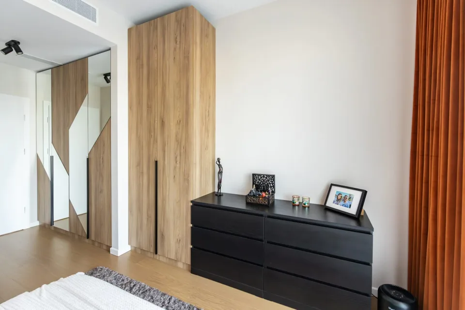 GM Apartment — mobilier la comandă, fotografie 7 din 16