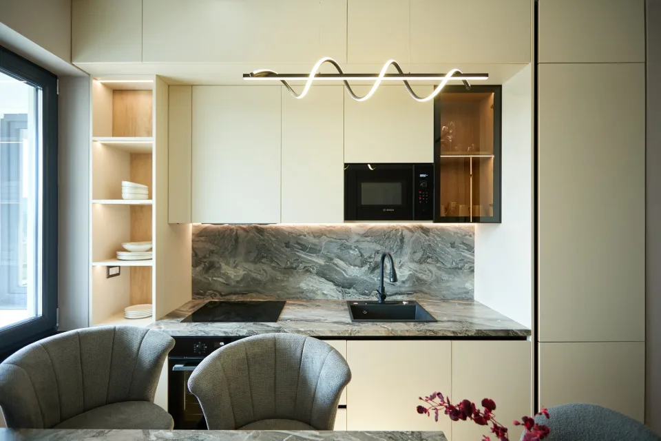 IM Apartment — mobilier la comandă, fotografie 7 din 16