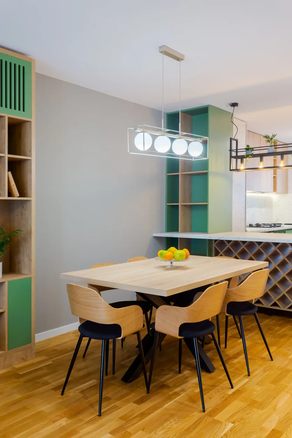 NP Villa — mobilier la comandă, fotografie 7 din 17