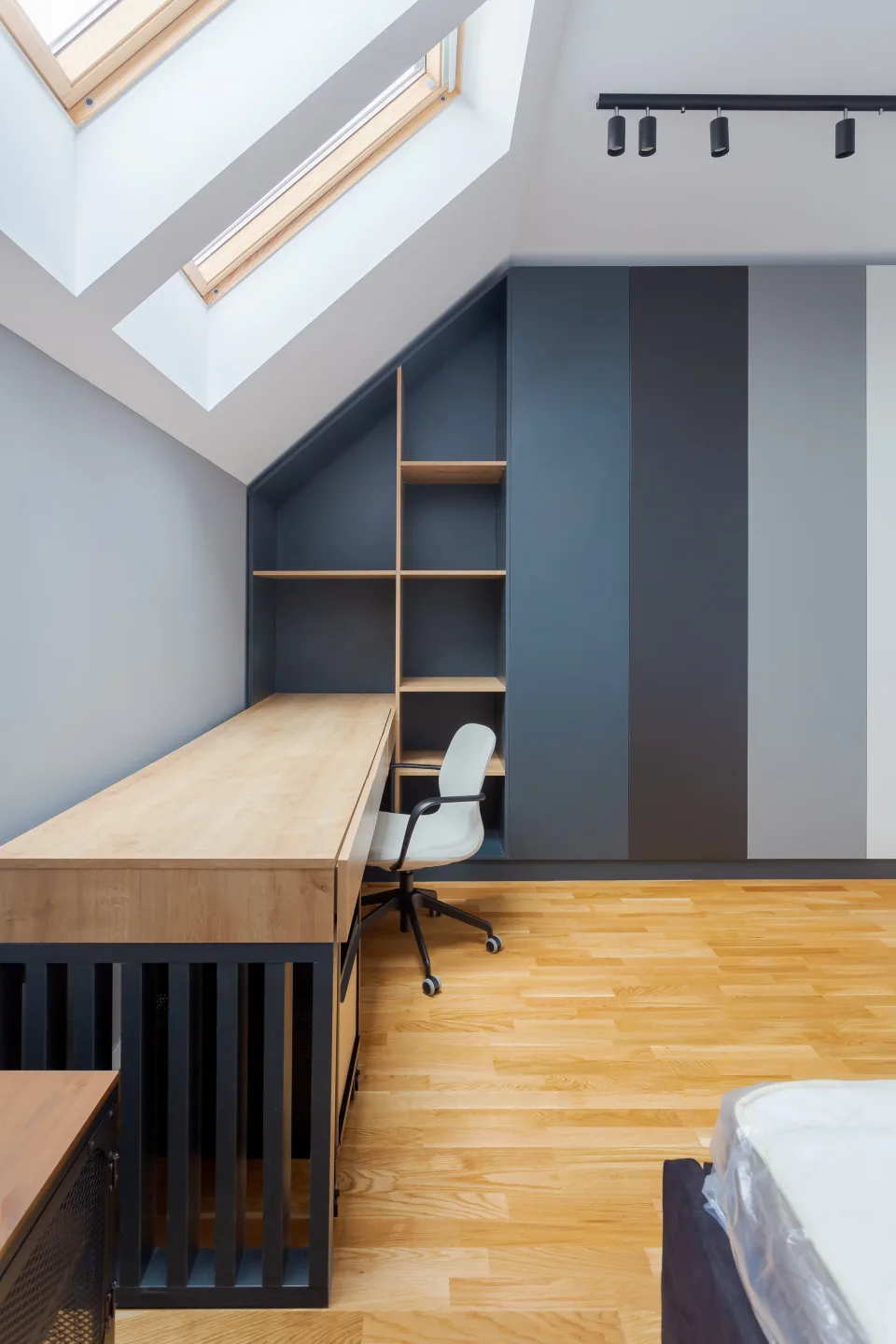 NP Villa — mobilier la comandă, fotografie 14 din 17